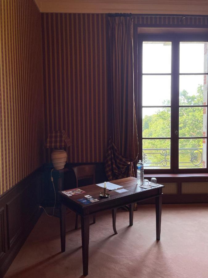 Chateau De Praslins Nogent-sur-Vernisson Экстерьер фото